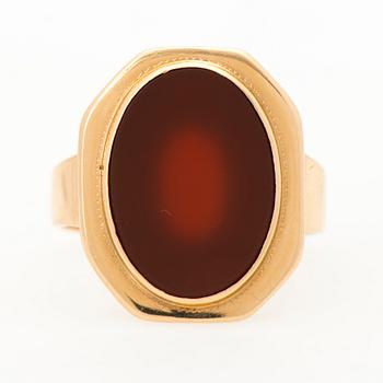 RING, karneol, 18K guld.