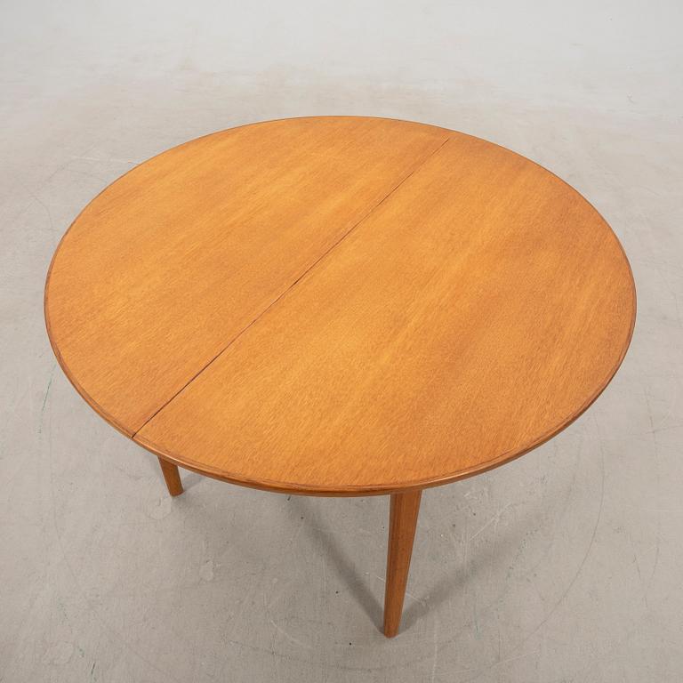 Carl Malmsten, dining table, later part of the 20th century.