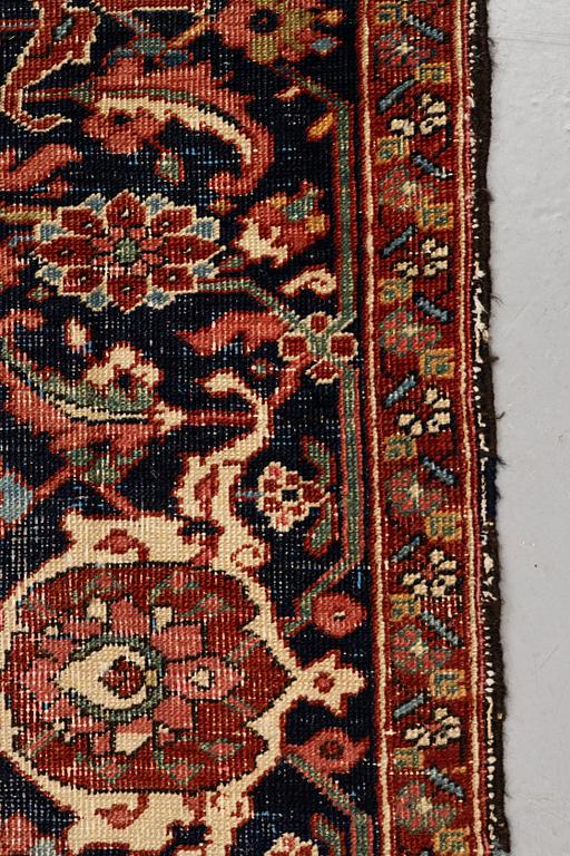Matta, antik Heris, ca 375 x 280,5 cm.
