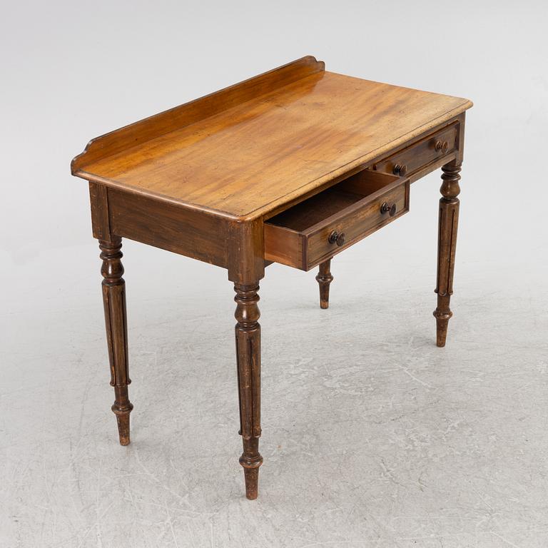 Desk England, late 19th century.