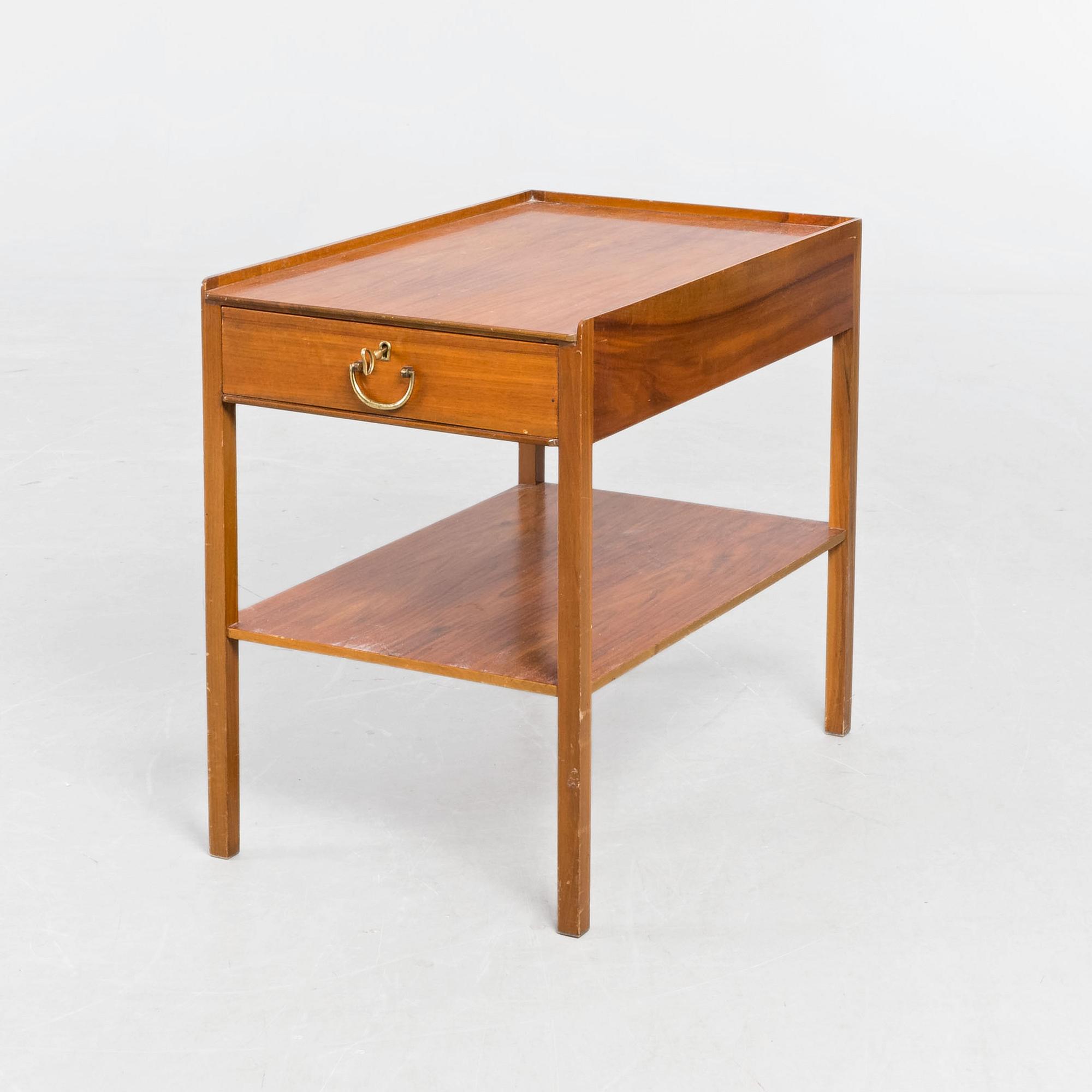 SÄNGBORD, modell 914, Josef Frank, Firma Svenskt Tenn, 1950-/60-tal.