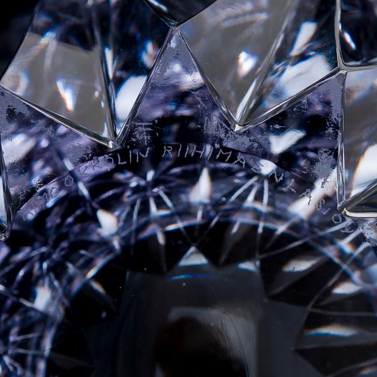 Aimo Okkolin, skål, "Näckros", signerad Aimo Okkolin Riihimäen Lasi Oy.