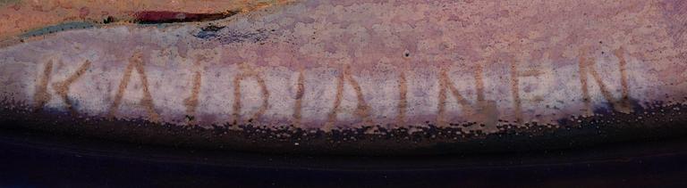 BIRGER KAIPIAINEN, A CERAMIC DISH. Flowers and dragonflies. Signed Kaipiainen, Arabia. Late 1970s.