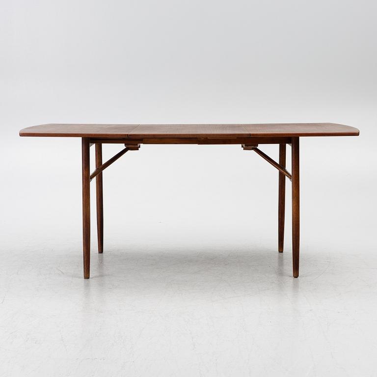 Bendt Winge, a drop-leaf table, Kleppes Møbelfabrik, Norway, 1960's.