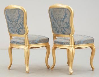 STOLAR, ett par, rokokostil, omkring 1900.