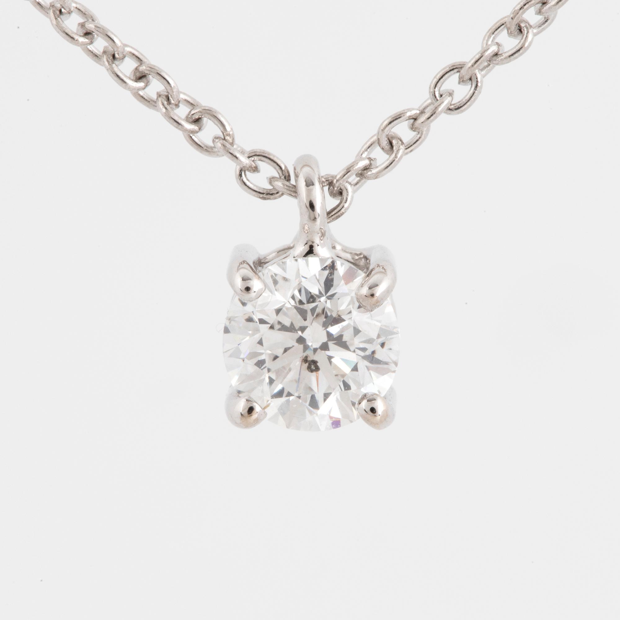 Brilliant-cut diamond necklace.
