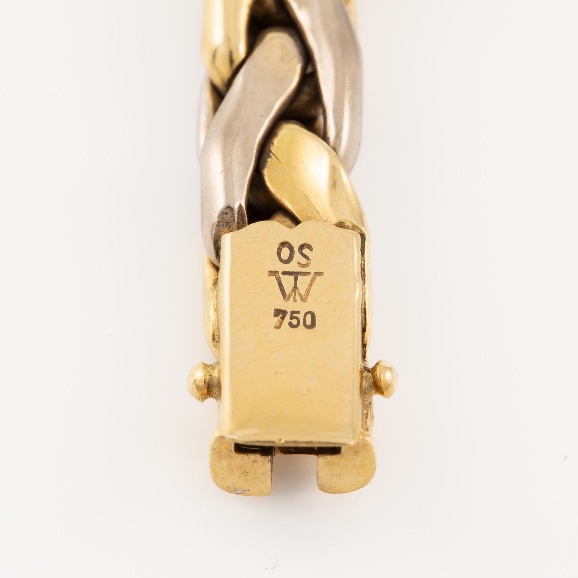 Bracelet 18K gold with round brilliant-cut diamonds.