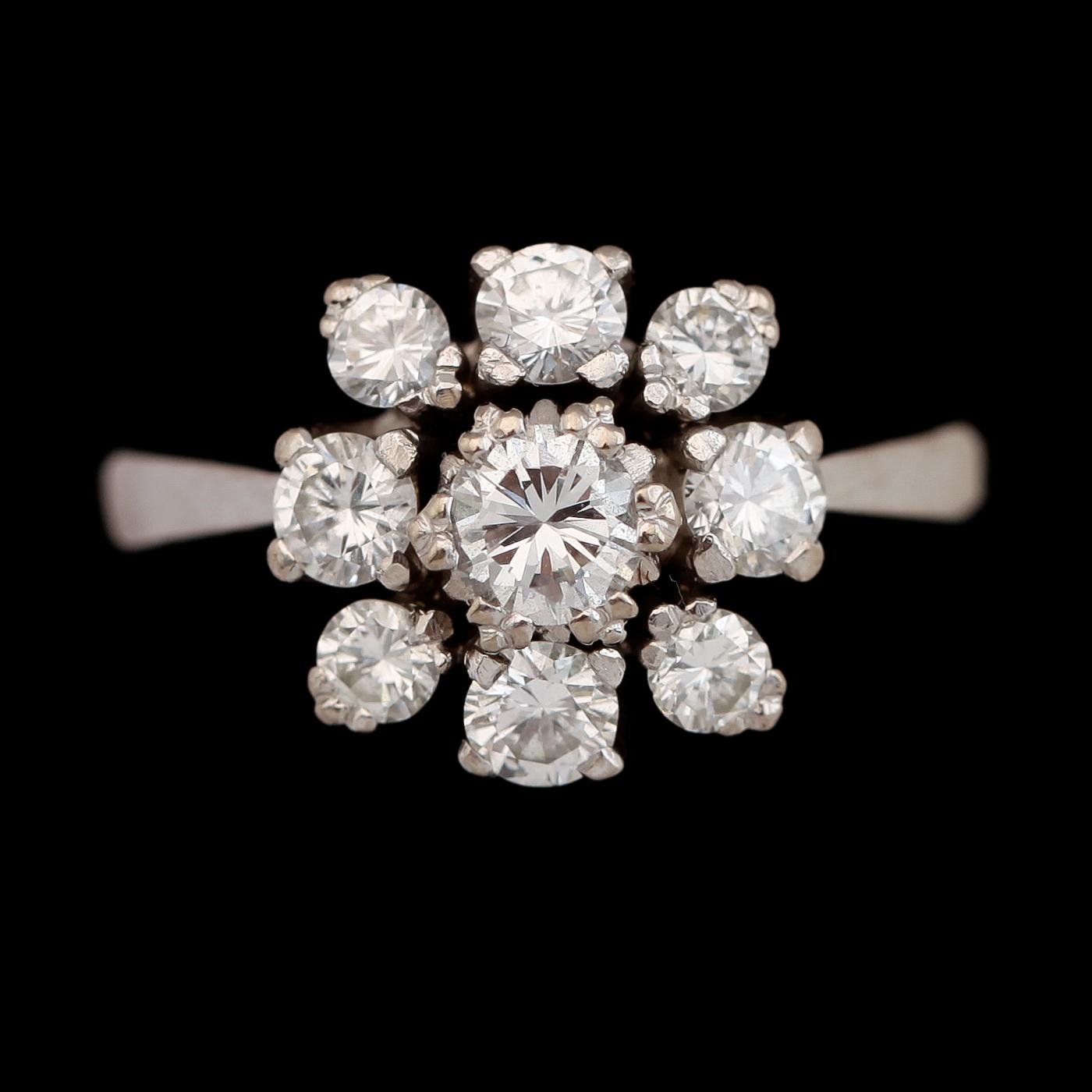 RING, 18K vitguld, briljantslipade diamanter tot ca 1.86 ct, svenska stämplar Alton 1949.