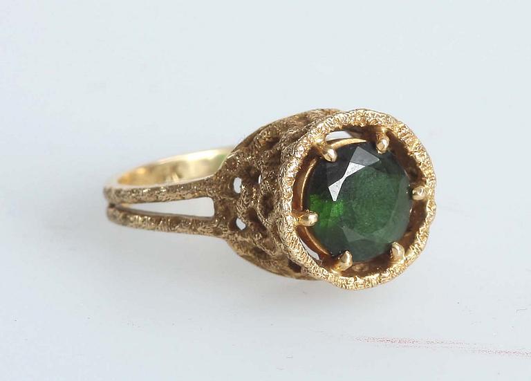 RING, guld 18 K.