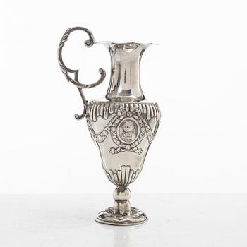 A silver vase, Germany, around the turn of the 20th century.
