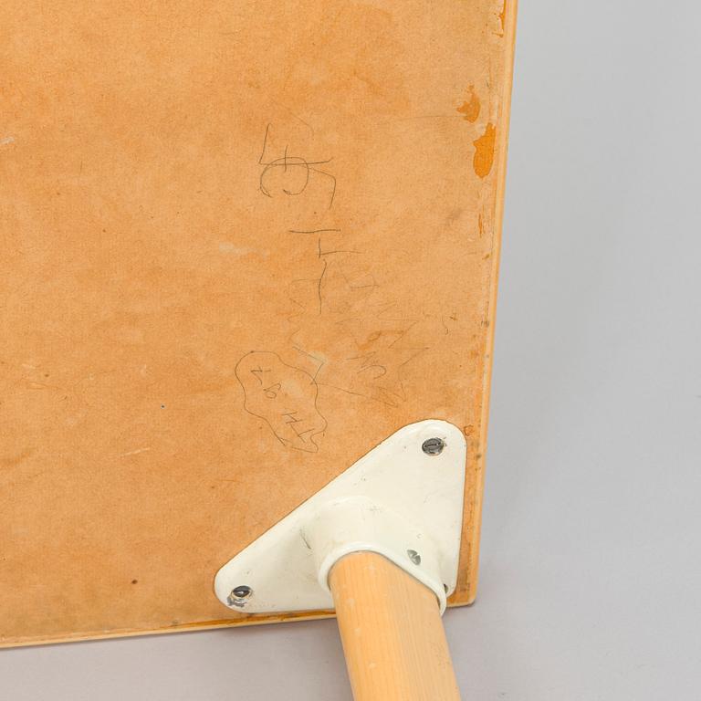 Alvar Aalto, a 1960s table 'MH 87' for Artek.