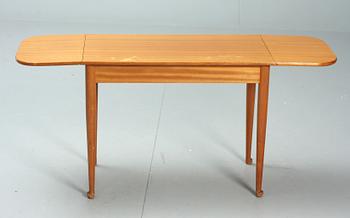 KLAFFBORD, modellnr 1007, Josef Frank, Svenskt Tenn.