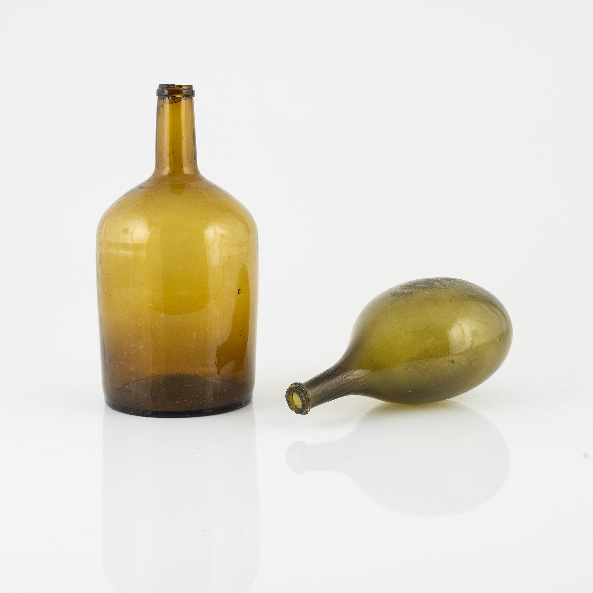 Two glass bottles, 18th/19th Century.