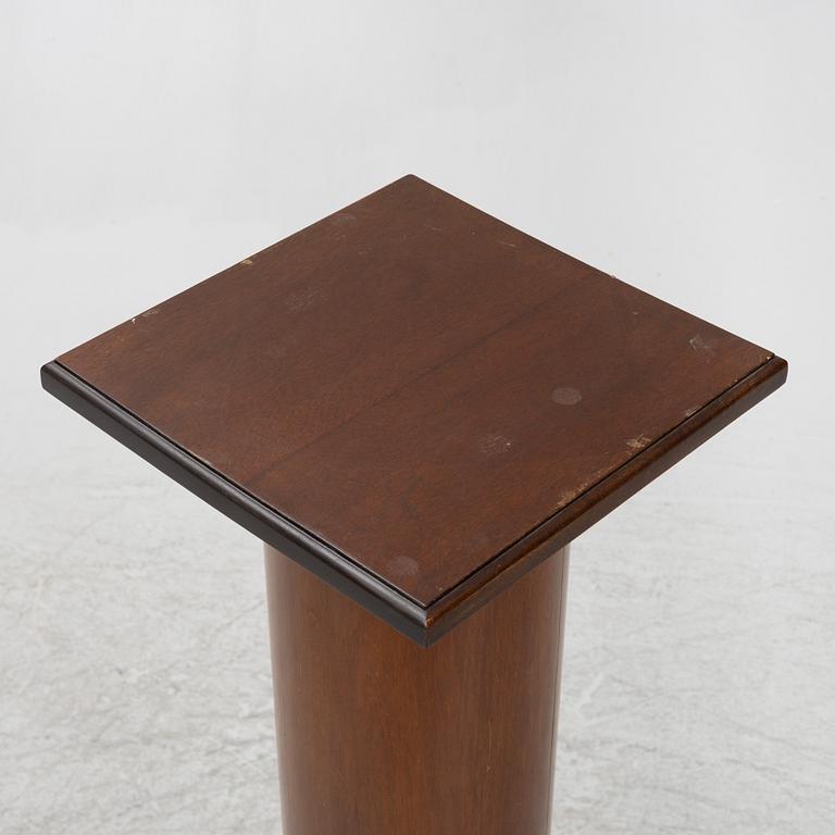 Pedestal, column-shaped, first half of the 20th Century.