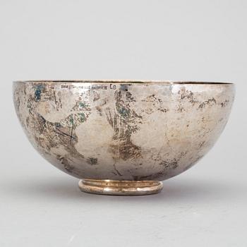 A silver bowl, Bröderna Lundqvist AB, Falun, 1989. Weight ca 245 grams.