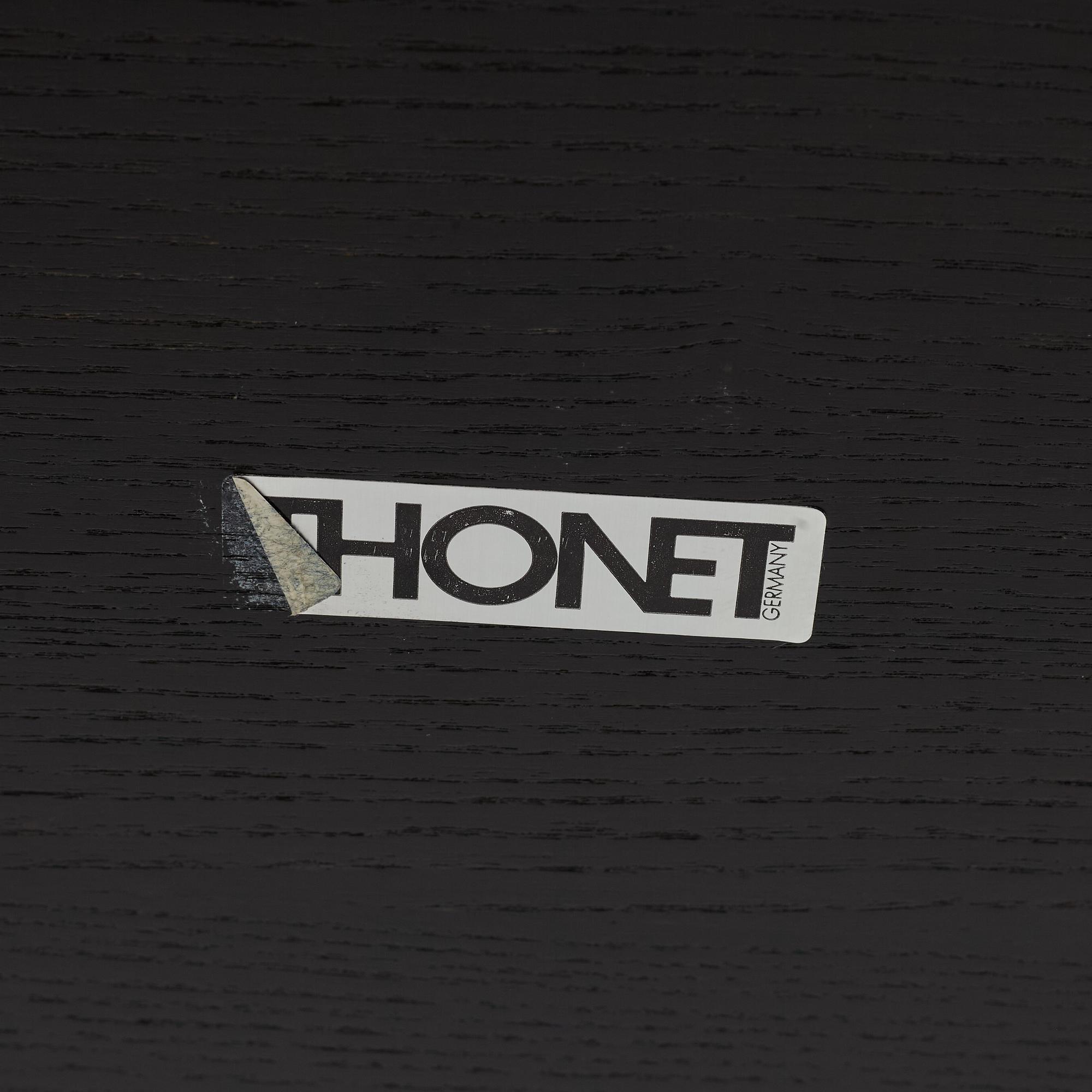 A model S285/1, Thonet.