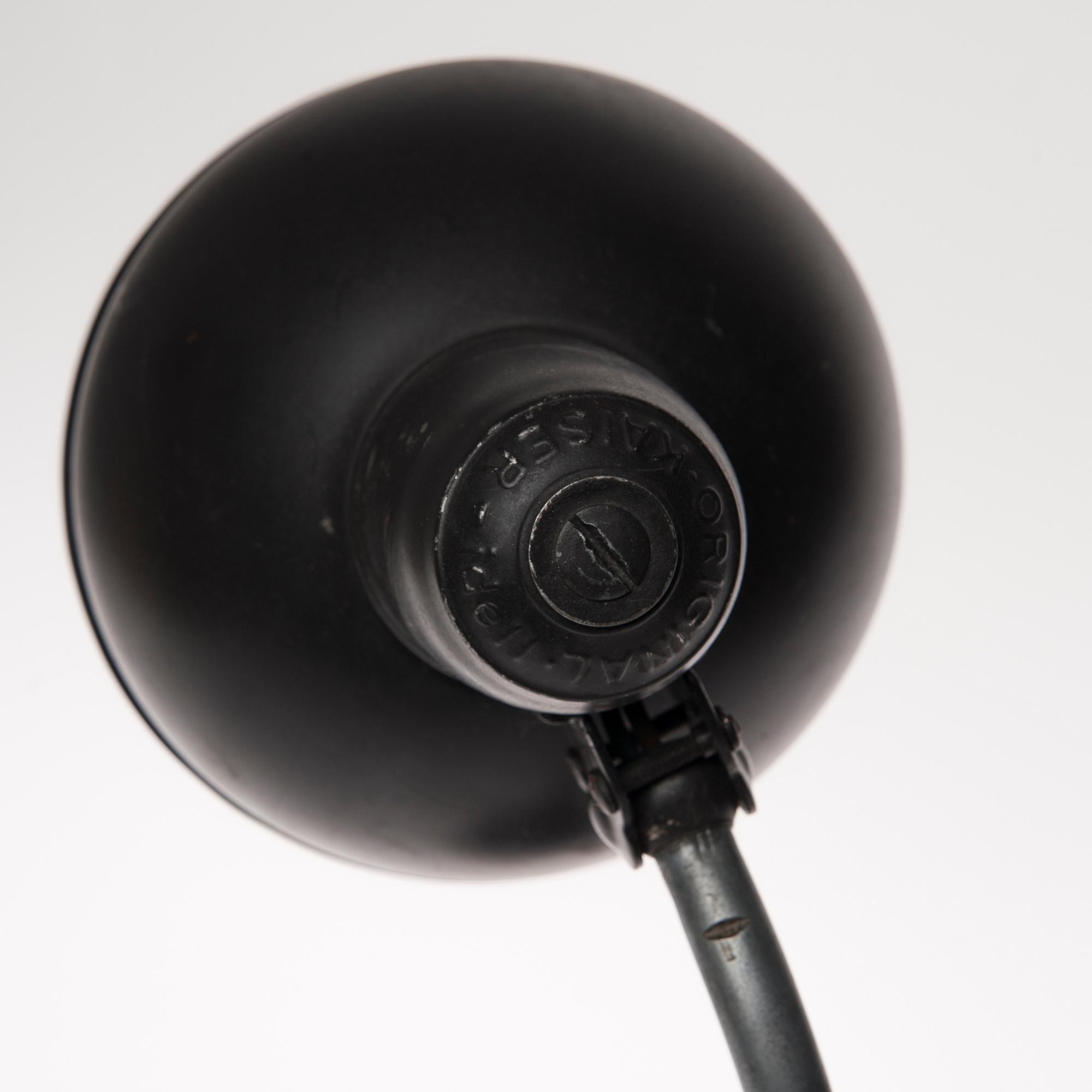 BORDSLAMPA, Kaiser idell original, Tyskland, design Christian Dell, 1930-tal.