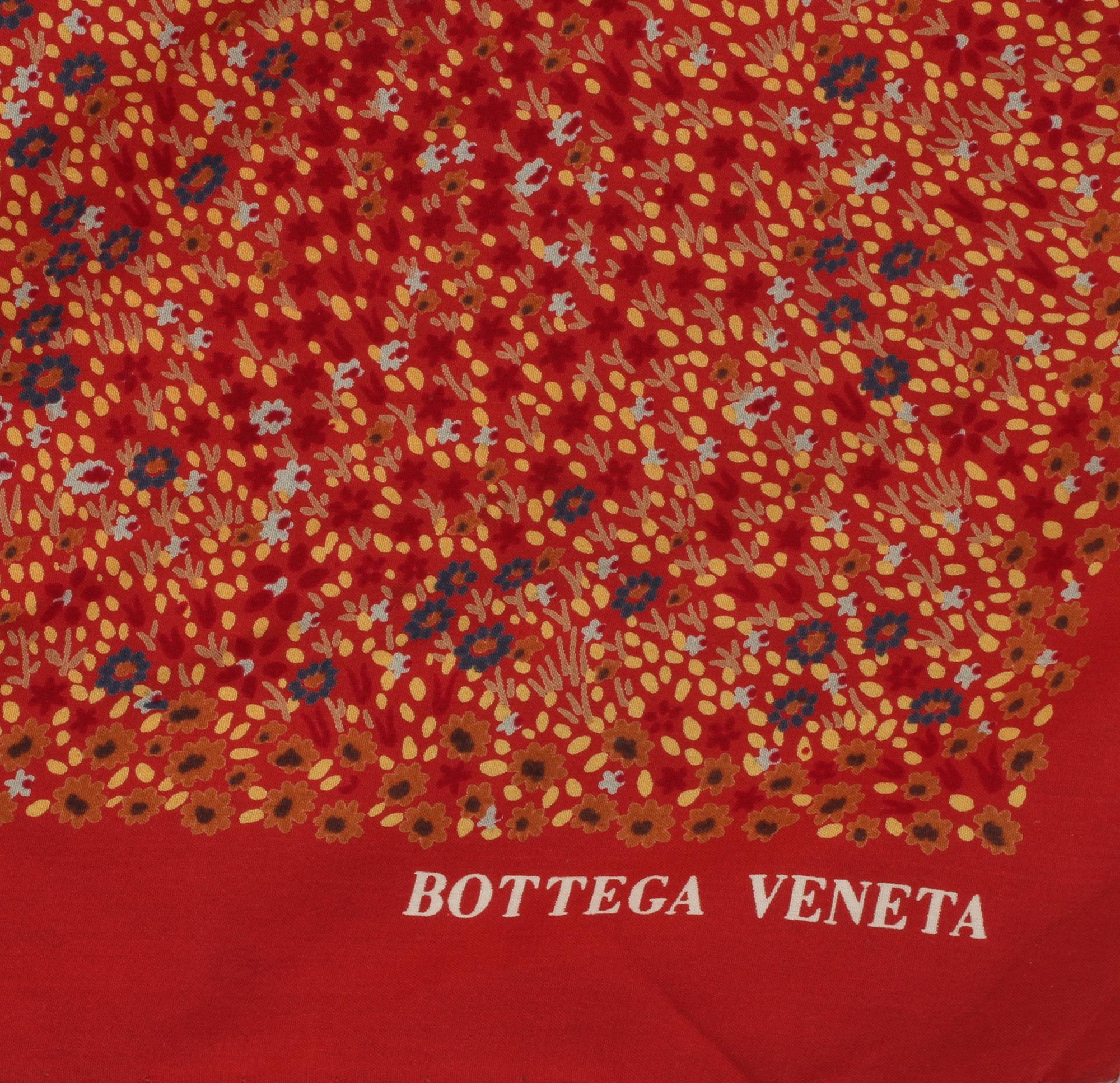 SCARF, Bottega Veneta.