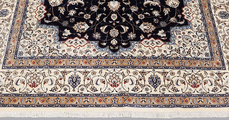 Matta, Nain, part silk, s.k 6LAA, ca 300 x 200 cm.