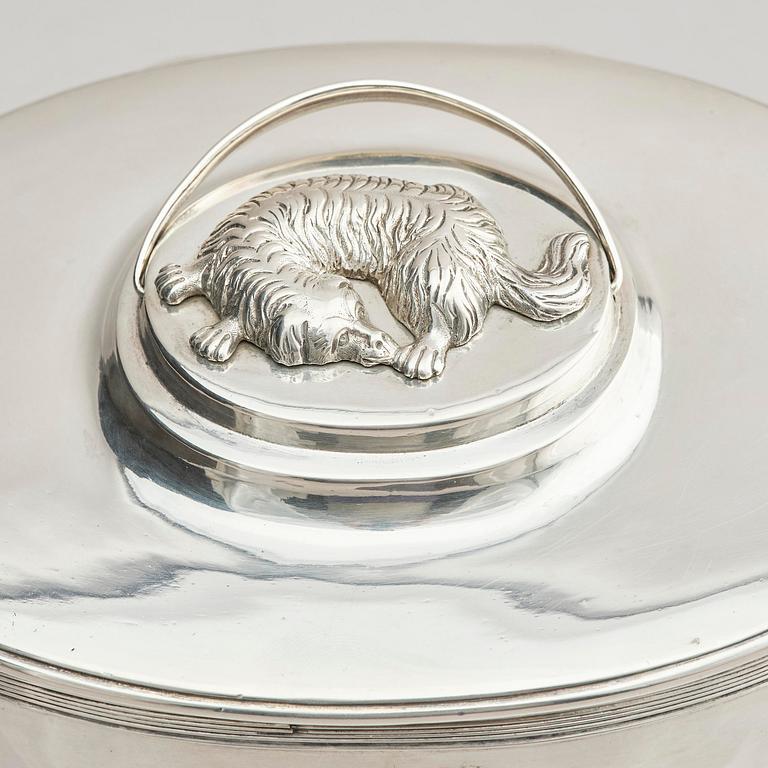 A Swedish early 19th century silver sugar casket, mark of Gustaf Folcker, Stockholm 1818.