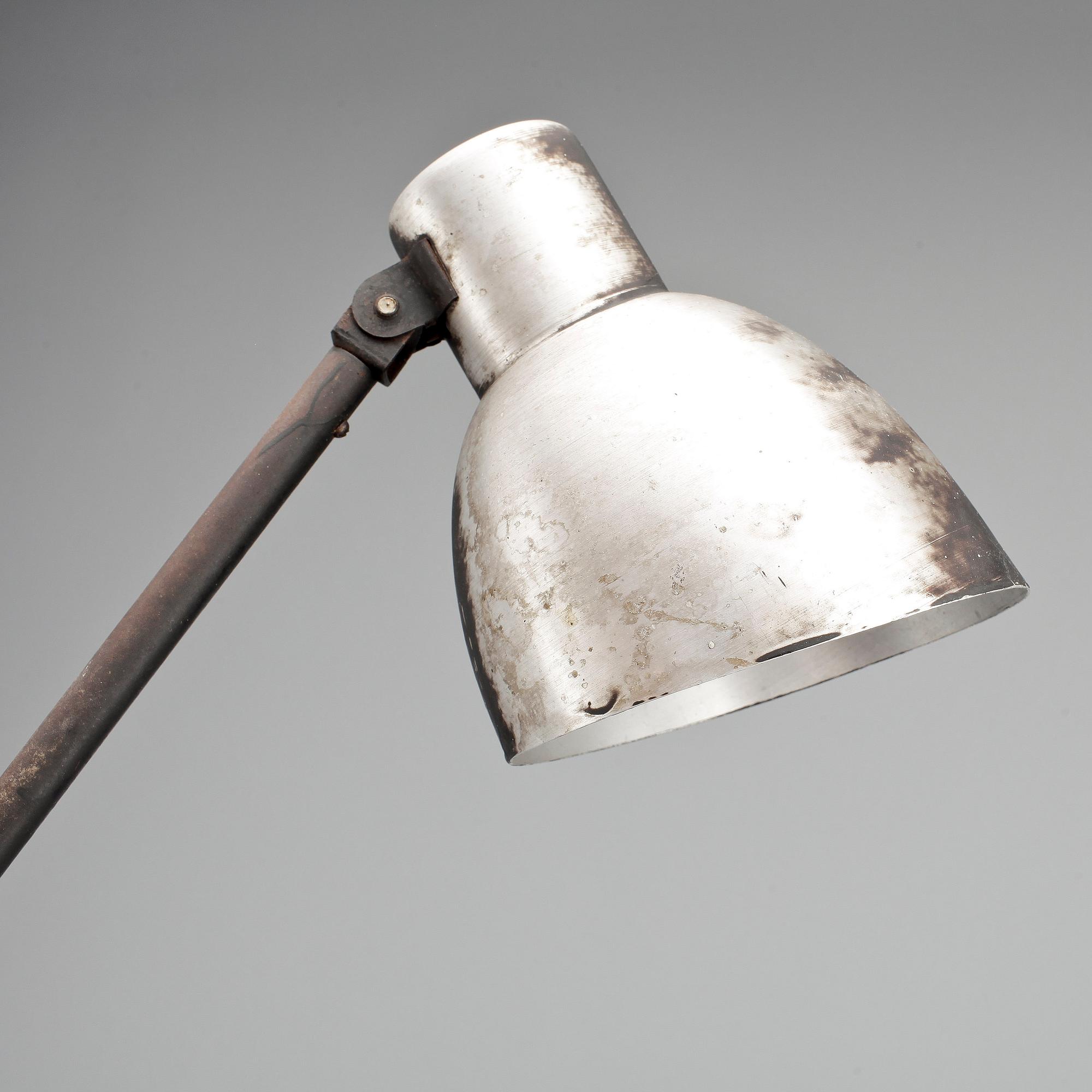 VÄGGLAMPA, industri, 1900-talets första hälft.