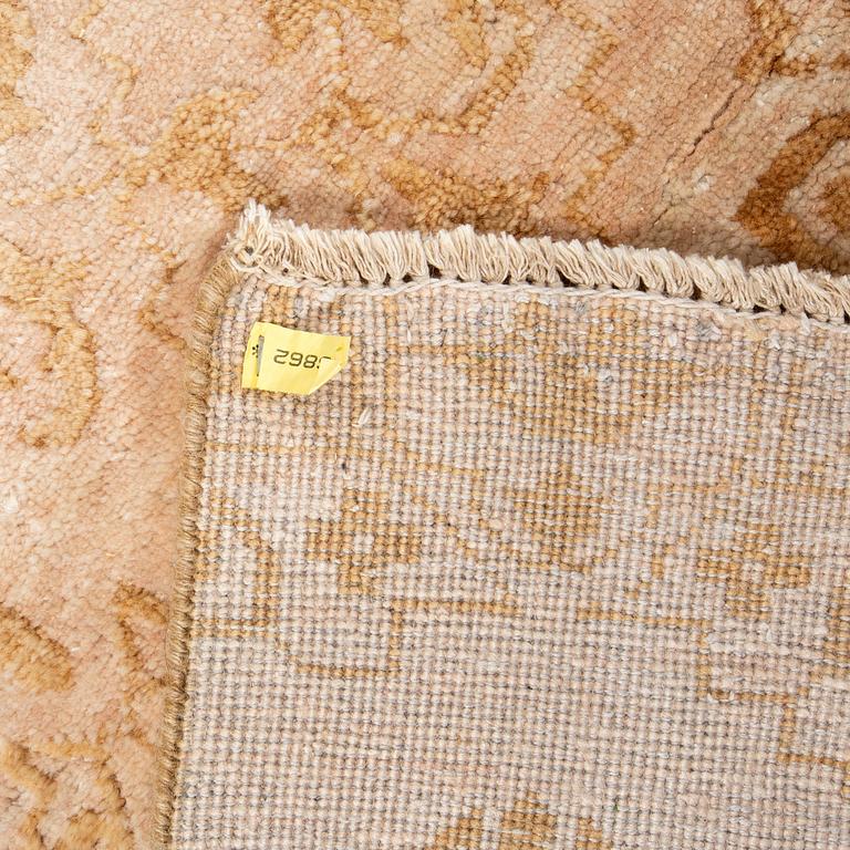 Matta Indien ca 305x195 cm.