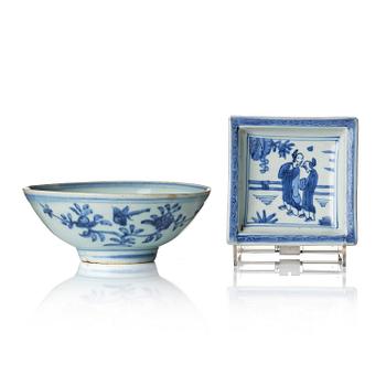 1110. A blue and white bowl and a dish, Ming dynasty (1368-1644).