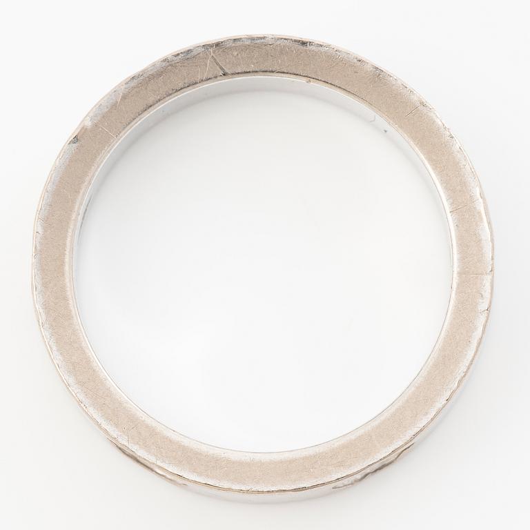 Louis Vuitton, ring, “Empreinte”, 18K white gold with a brilliant-cut diamond.