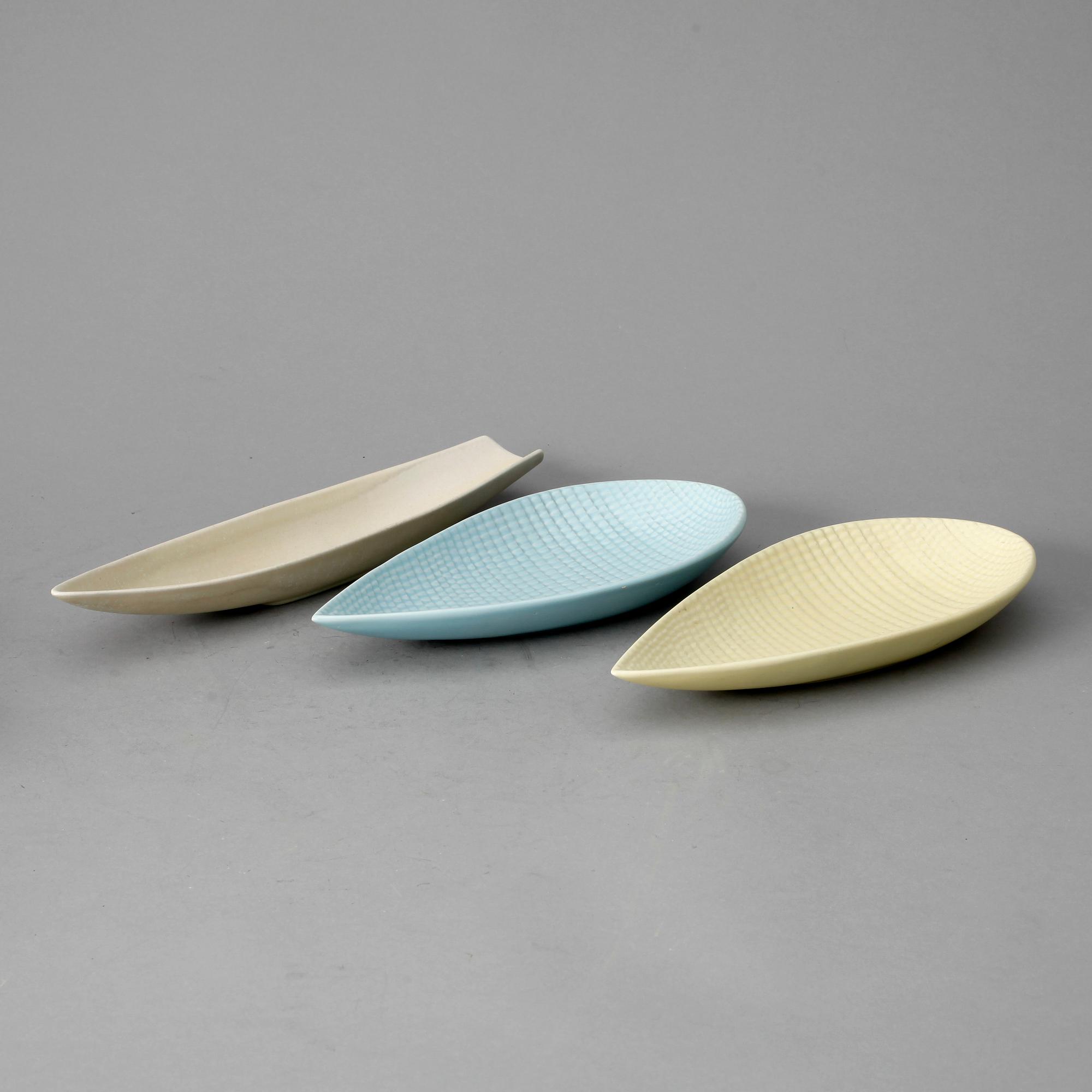 SKÅLAR, 3 st, fajans samt stengods, "Endive" samt "Reptil", Stig Lindberg, Gustavsberg.