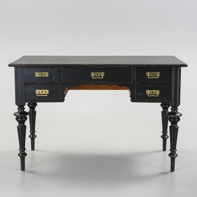 SKRIVBORD, nyrenässans, 1800-talets slut.