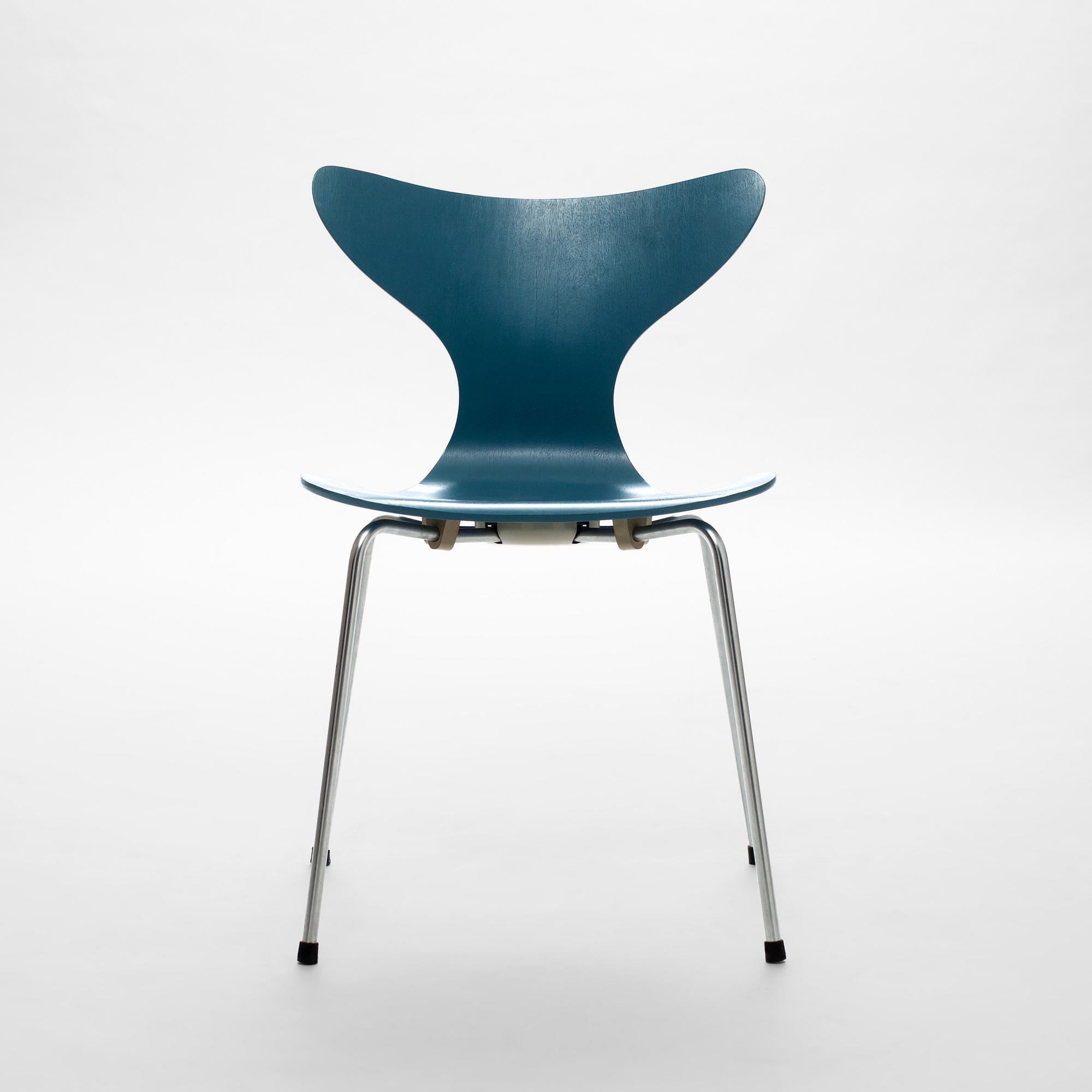 STOL, "Måsen / Mågen", Arne Jacobsen, Fritz Hansen, 1970.