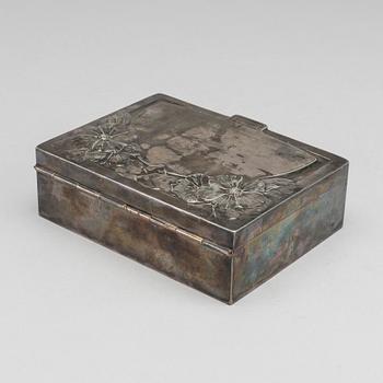 SMYCKESKRIN, NYSILVER, JUGEND.