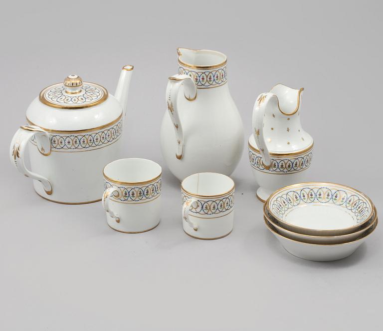 SERVISDELAR, 5 st, porslin, troligen La Courtille, Paris, empire, 1800-talets första hälft.