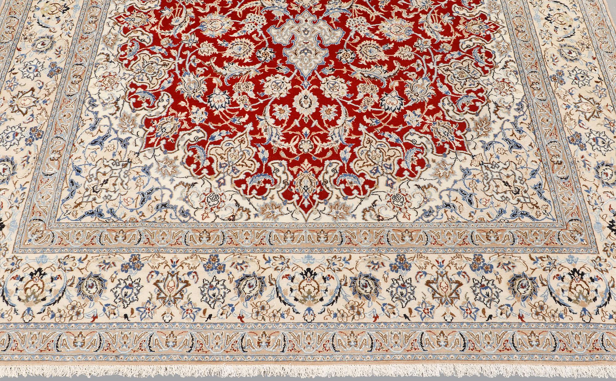 A carpet, Nain Part Silk, sk 6 LAA, signerad Deroshk 297 x 176 cm.
