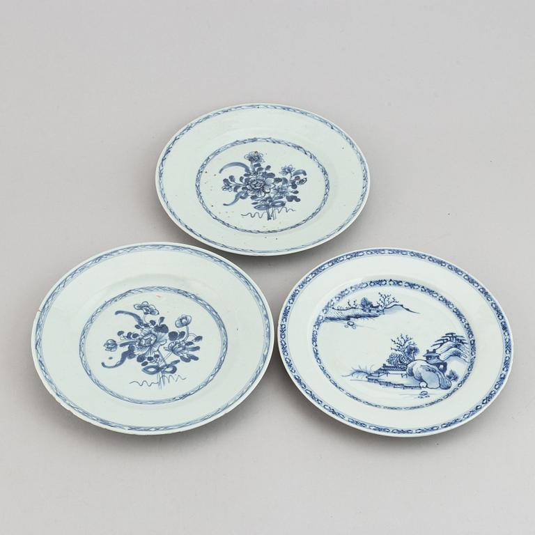 Six blue and white export plates, Qing dynasty, Qianlong (1736-95).