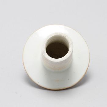 LOCKURNA, porslin, Kina, sent 1800-tal.