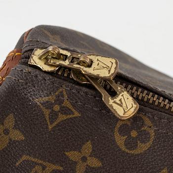 Louis Vuitton, a monogram canvas 'Keepall 45 Bandouliere' weekend bag, 1989.