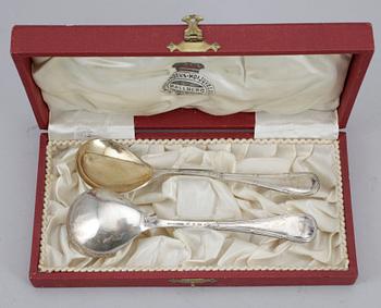 PARTI SILVER, ca 35 delar. Tot ca 430 g.