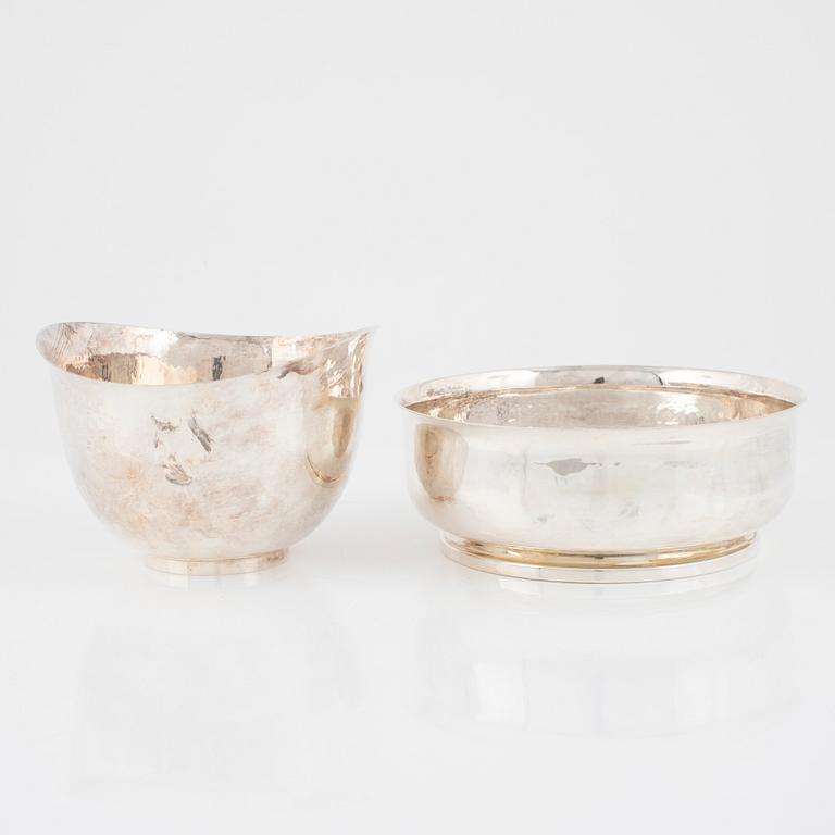 Eric Löfman, two silver bowls, mark of MGAB, Uppsala 1979.