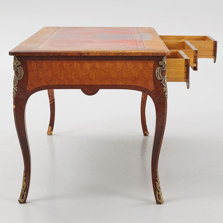 A Louis XV-style bureau plat desk, early 20th century.