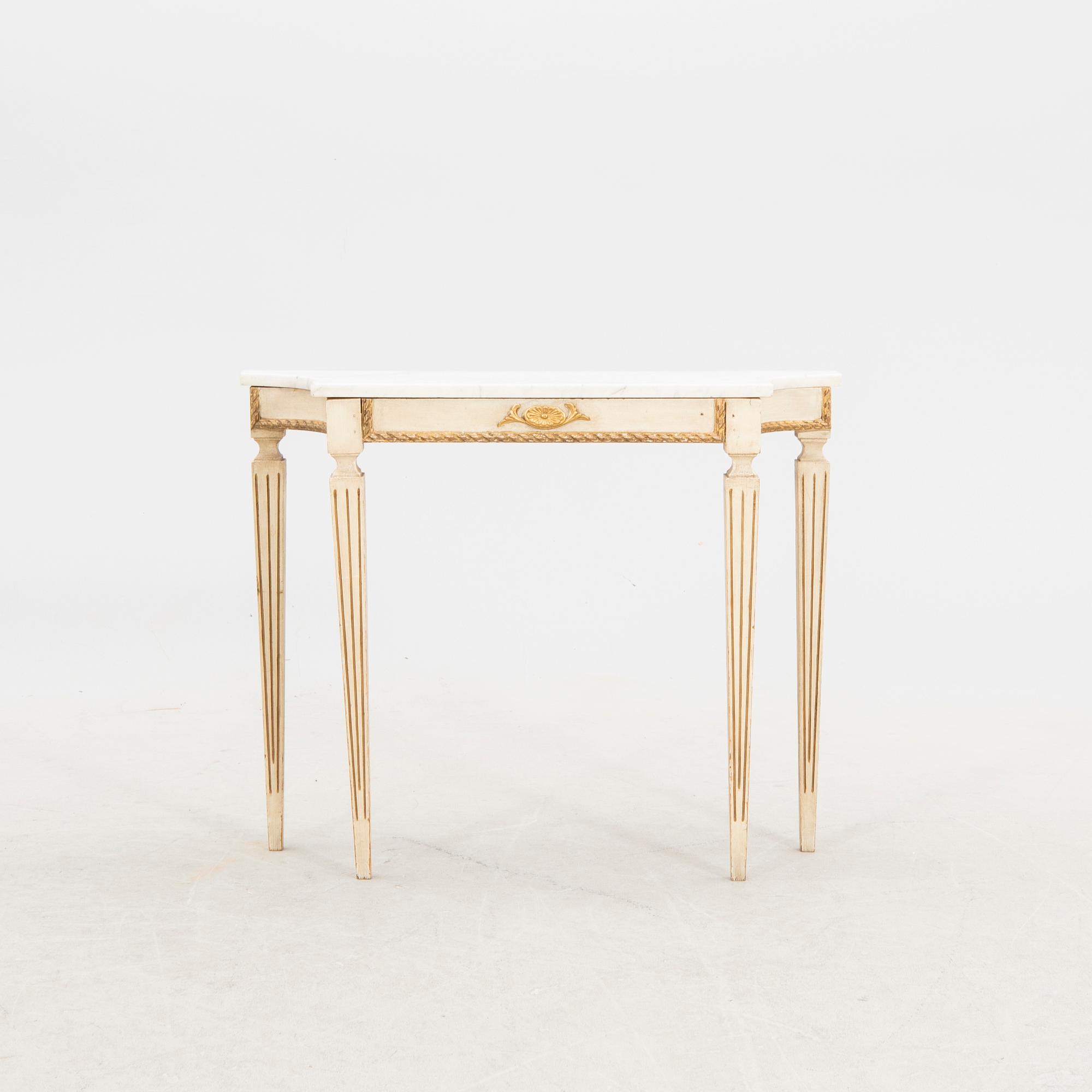 Sideboard Louis XVI-stil 1900-talets andra hälft.