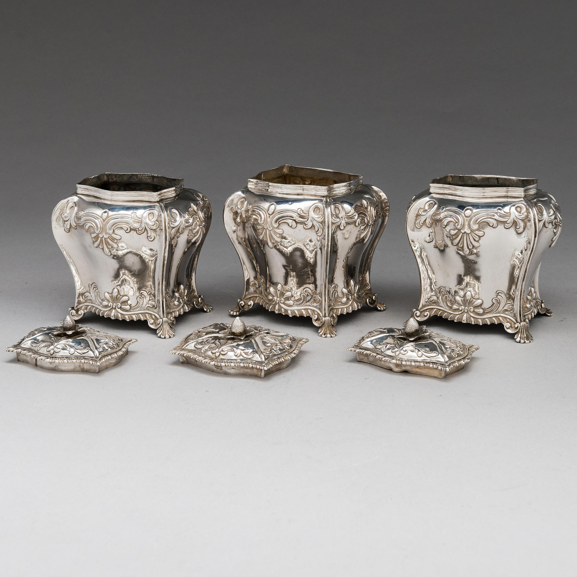 Teburkar, 3 st, sterlingsilver, Thomas Bumfriss och Orlando Jackson, London 1766. I schatull.