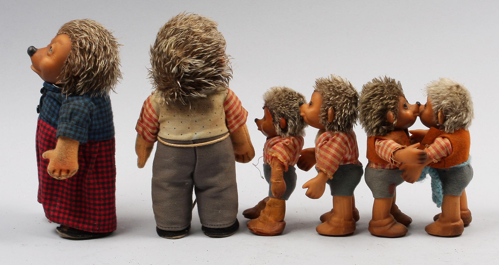 DOCKOR, 6 st, Steiff, 1900-talets mitt.