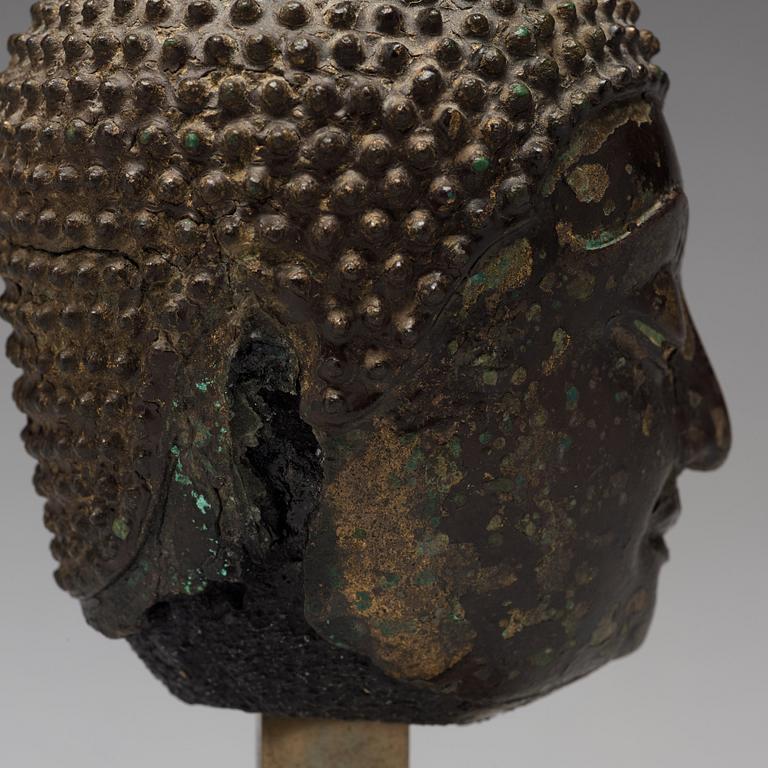 BUDDHAHUVUD, brons. Thailand, troligen 1700-tal.