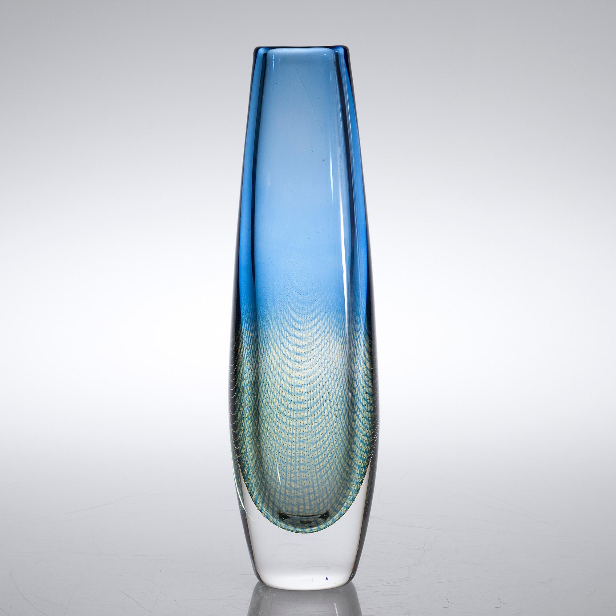 A Kraka glass by Sven Palmqvist for Orrefors 1954.