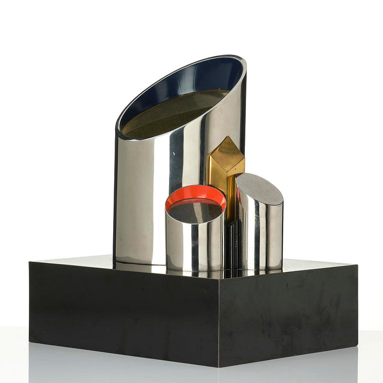 Karl Momen, "Babels Torn".