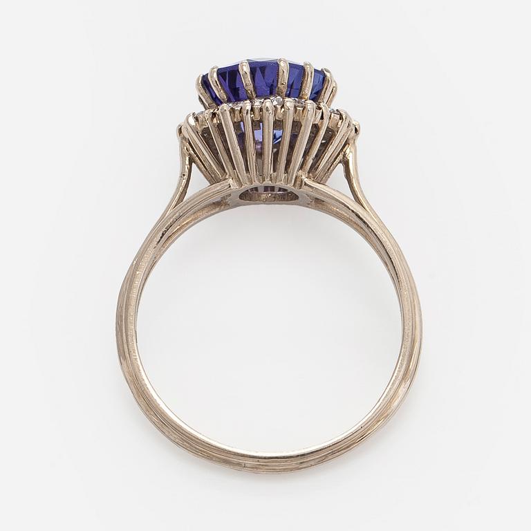 Ring, faceted tanzanite, brilliant cut diamonds, 14K white gold, 1973.