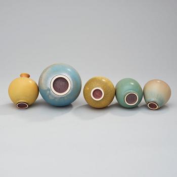 A set of five Berndt Friberg stoneware vases, Gustavsberg Studio 1969-79.