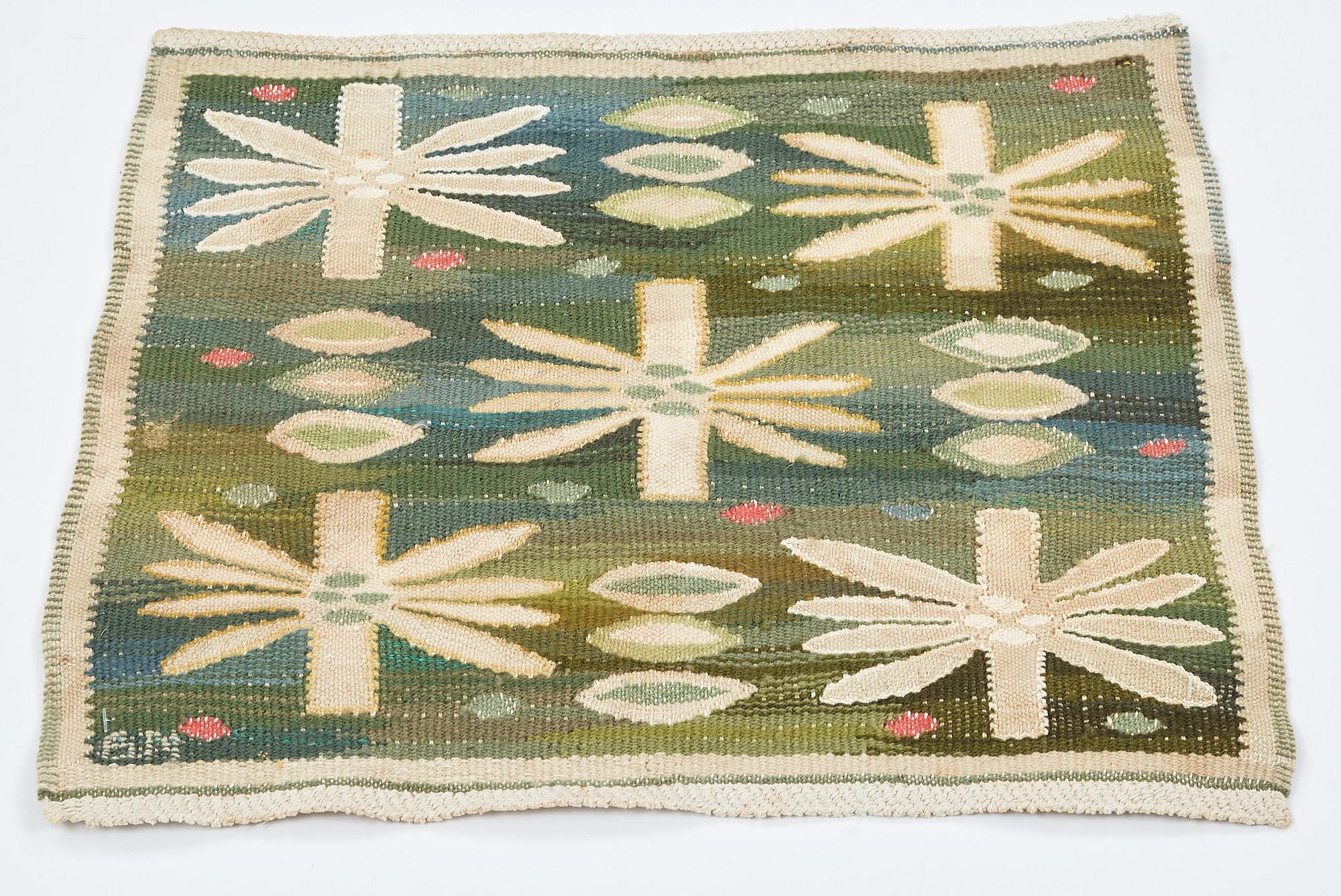 Barbro Nilsson, vävnad, "Näckrosorna", gobelängteknik, ca 41-42 x 45-47,5 cm, signerad BN.