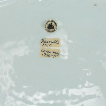 A famille rose tureen with cover, Qing dynasty, Qianlong (1736-95).